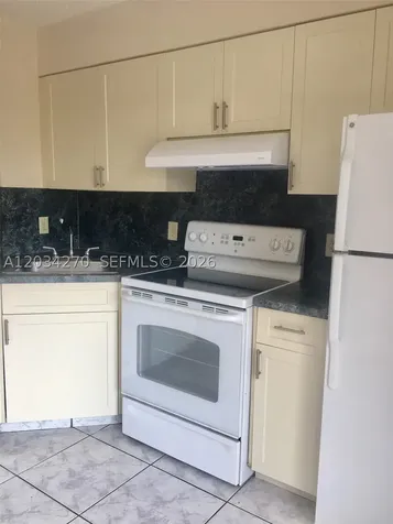 5400 W 21st Court Hialeah FL 33016