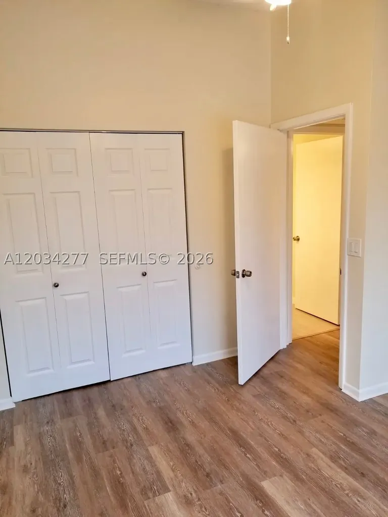 21950 Soundview Terrace Boca Raton FL 33433