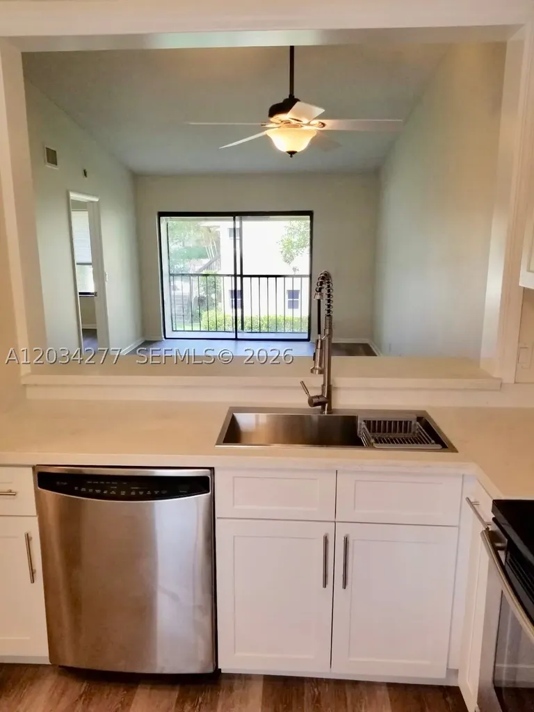 21950 Soundview Terrace Boca Raton FL 33433