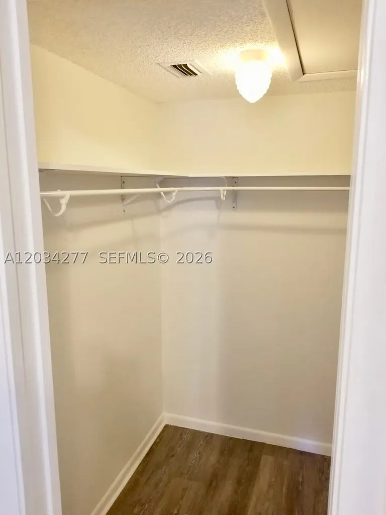 21950 Soundview Terrace Boca Raton FL 33433