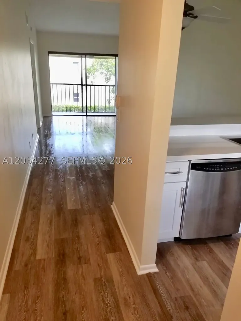 21950 Soundview Terrace Boca Raton FL 33433