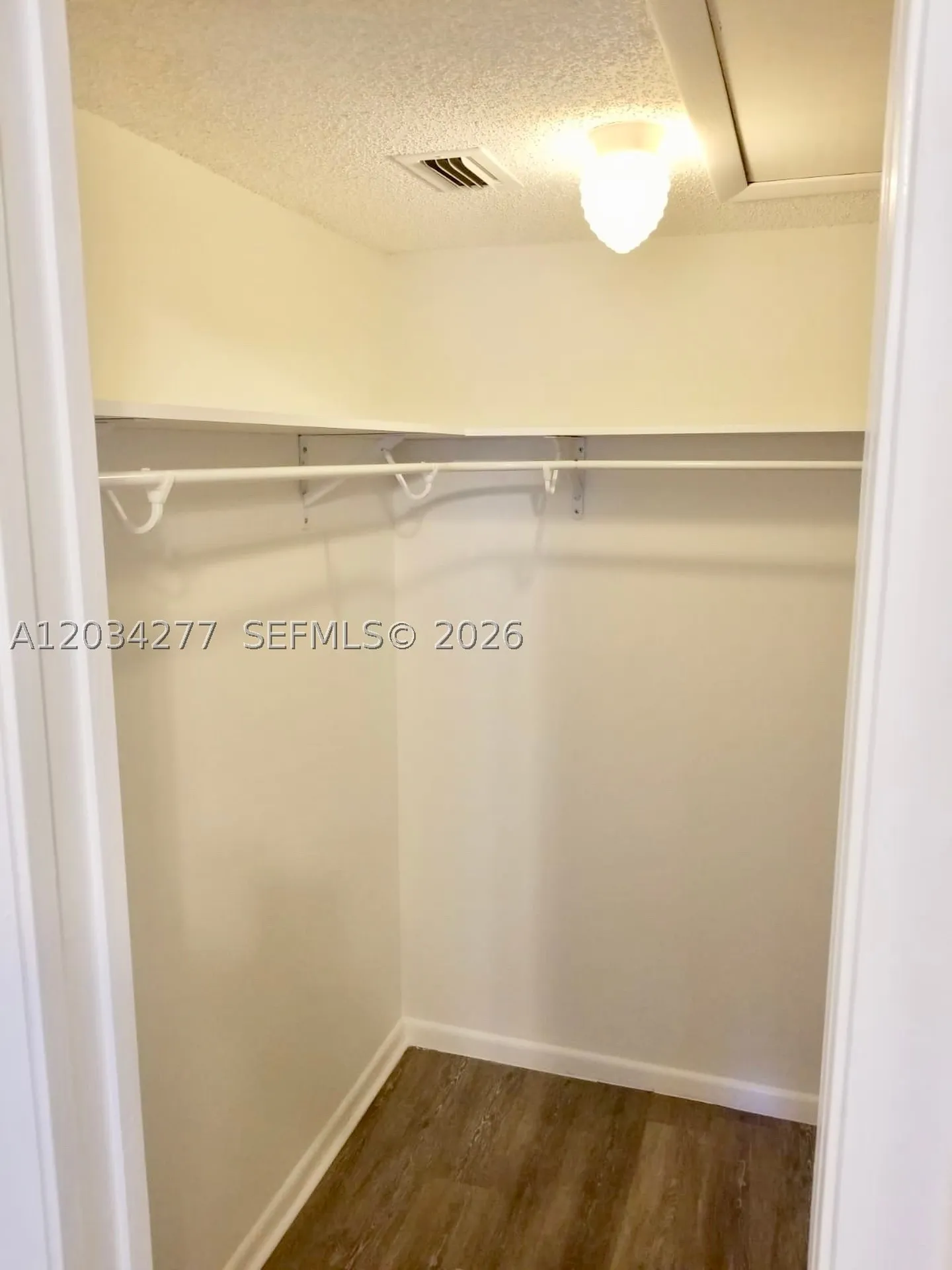 21950 Soundview Terrace Boca Raton FL 33433