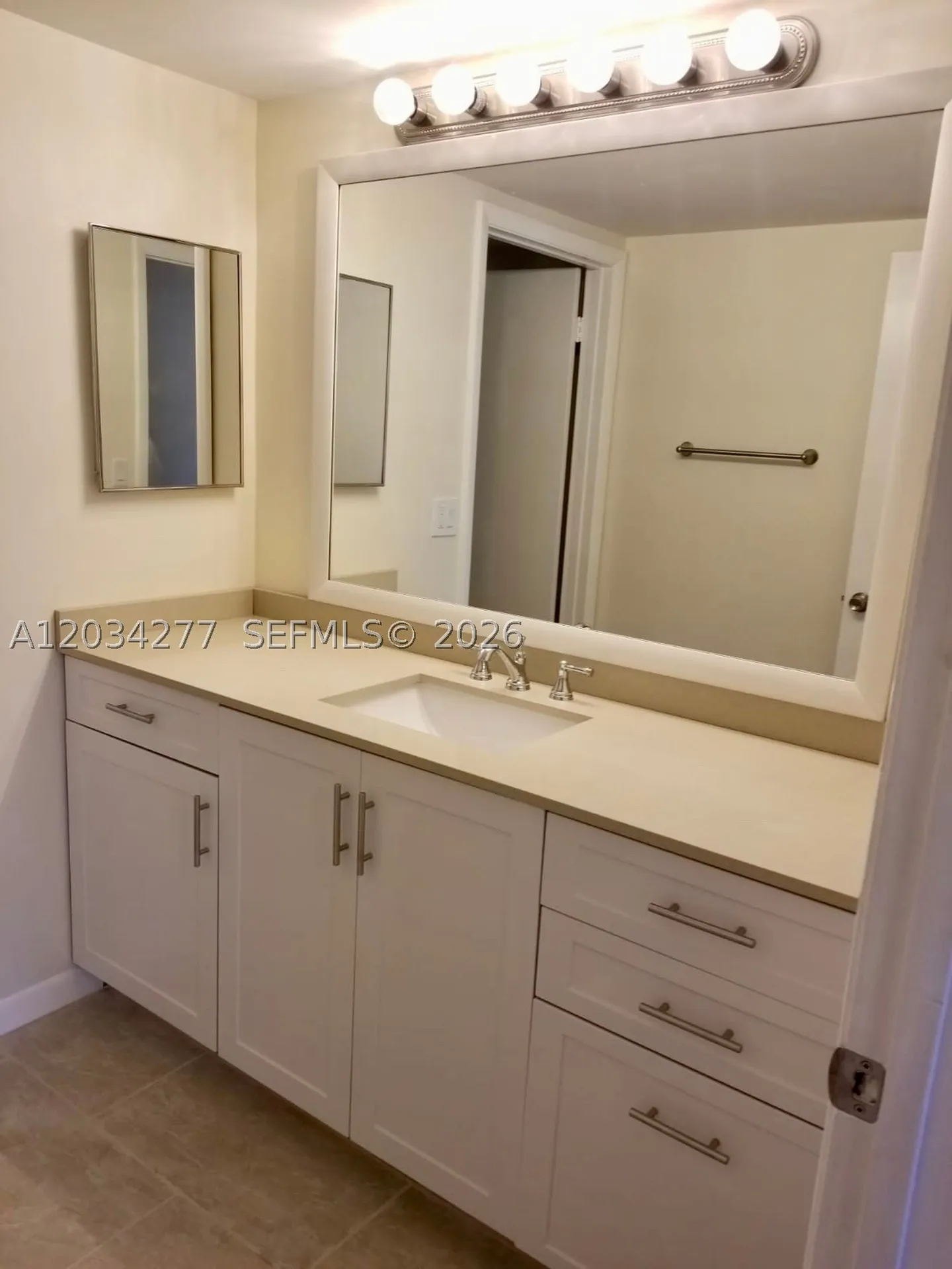 21950 Soundview Terrace Boca Raton FL 33433