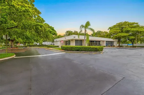 8200 N University Drive Tamarac FL 33321