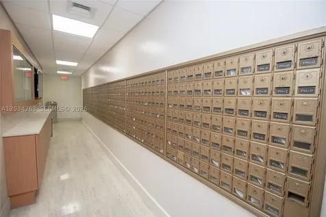 2899 Collins Avenue Miami Beach FL 33140