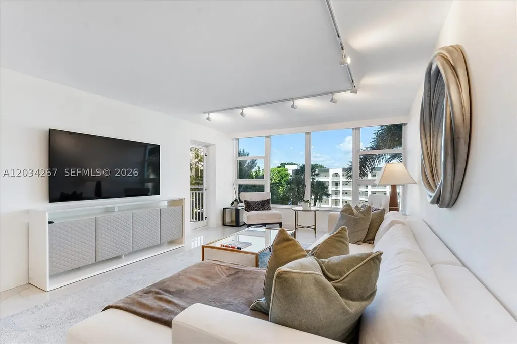 1620 S Ocean Boulevard Lauderdale By The Sea FL 33062