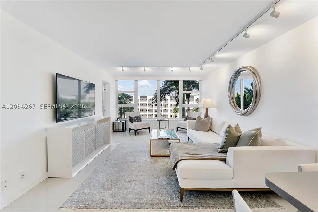1620 S Ocean Boulevard Lauderdale By The Sea FL 33062