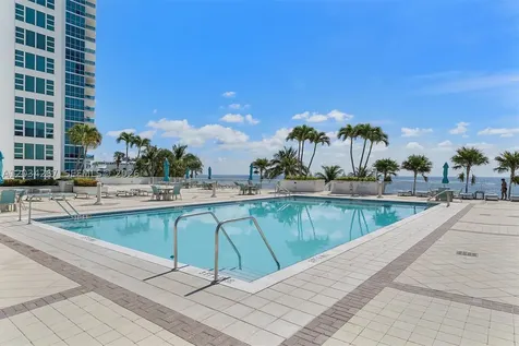 1620 S Ocean Boulevard Lauderdale By The Sea FL 33062