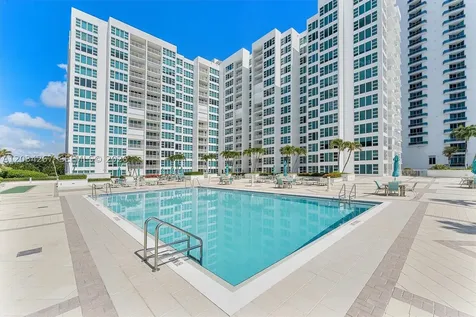 1620 S Ocean Boulevard Lauderdale By The Sea FL 33062