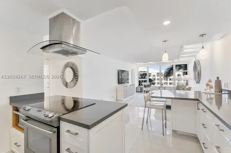 1620 S Ocean Boulevard Lauderdale By The Sea FL 33062