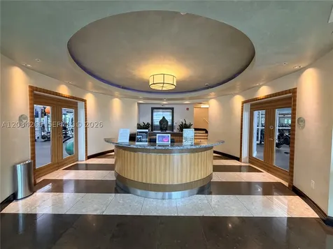 253 NE 2nd Street Miami FL 33132