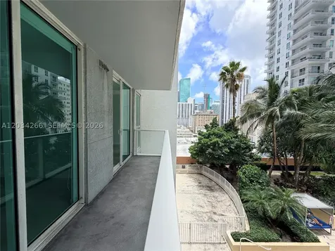 253 NE 2nd Street Miami FL 33132