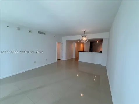 253 NE 2nd Street Miami FL 33132