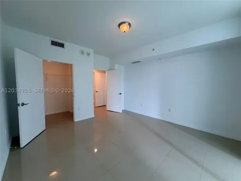 253 NE 2nd Street Miami FL 33132