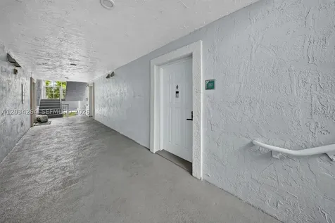 8540 SW 212th Street Cutler Bay FL 33189