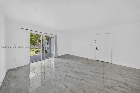 8540 SW 212th Street Cutler Bay FL 33189