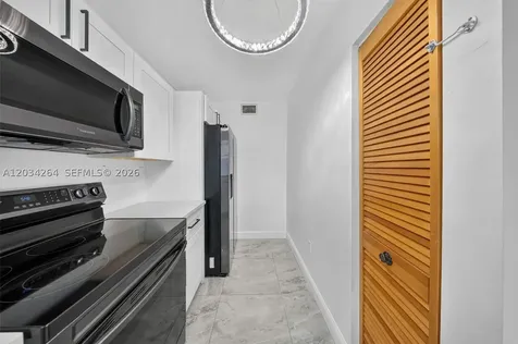 8540 SW 212th Street Cutler Bay FL 33189
