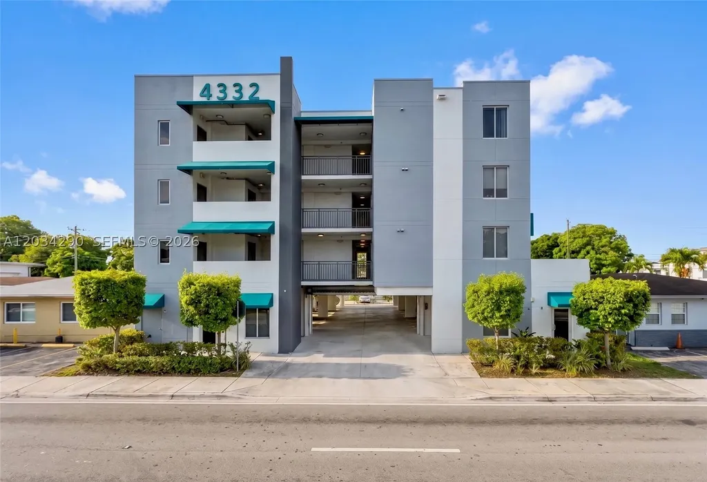 4332 W Flagler Miami FL 33134