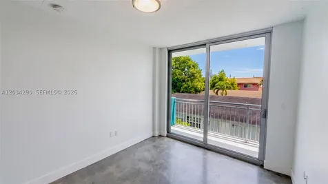 4332 W Flagler Miami FL 33134