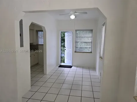 364 SW 11th Street Miami FL 33130