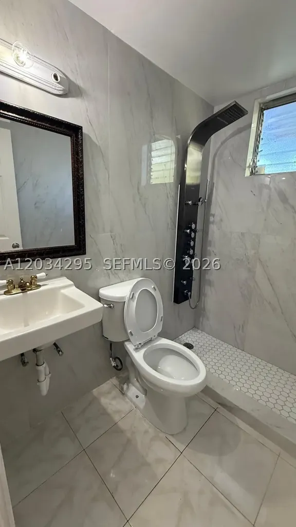 2127 Cleveland Street Hollywood FL 33020