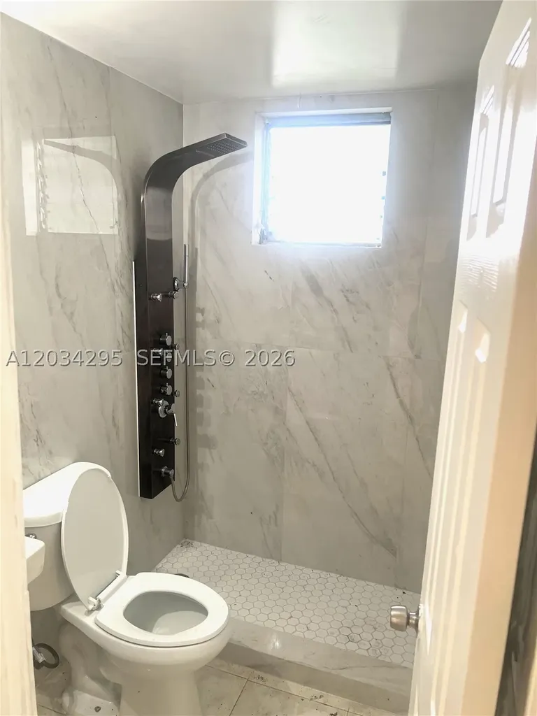 2127 Cleveland Street Hollywood FL 33020