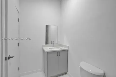 1567 NW 1st Street Miami FL 33125