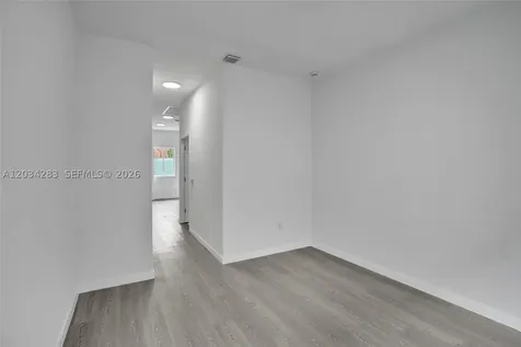 1567 NW 1st Street Miami FL 33125