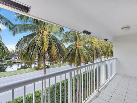 21399 Marina Cove Circle Aventura FL 33180