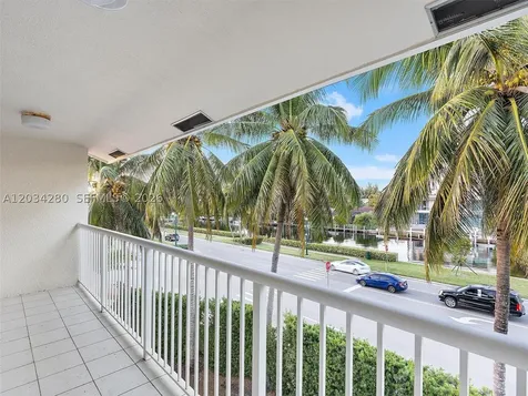 21399 Marina Cove Circle Aventura FL 33180