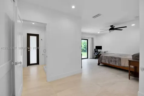 6860 SW 99th Terrace Pinecrest FL 33156
