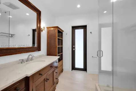 6860 SW 99th Terrace Pinecrest FL 33156