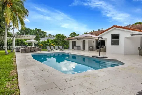6860 SW 99th Terrace Pinecrest FL 33156