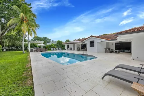 6860 SW 99th Terrace Pinecrest FL 33156