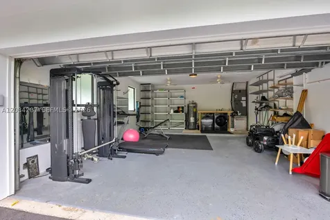 6860 SW 99th Terrace Pinecrest FL 33156