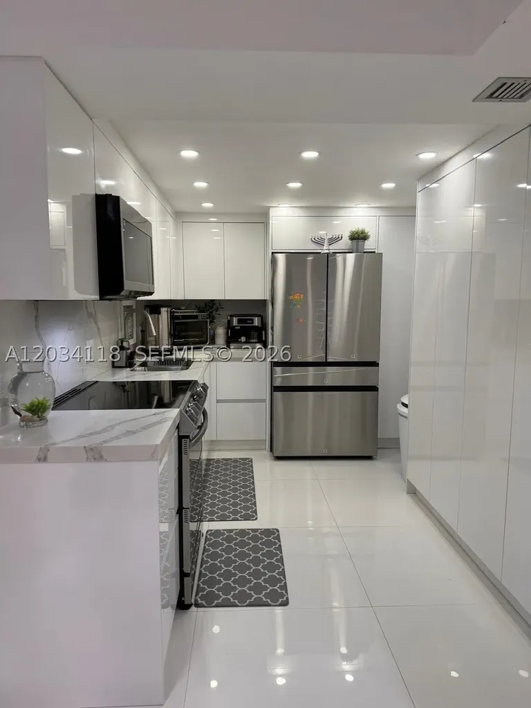 3800 S Ocean Drive Hollywood FL 33019
