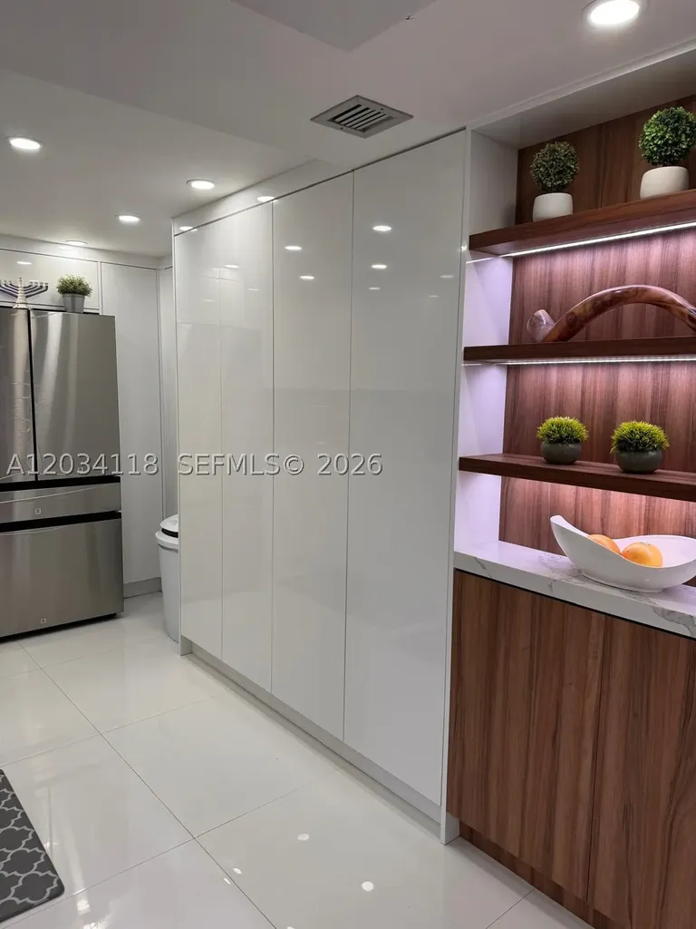 3800 S Ocean Drive Hollywood FL 33019