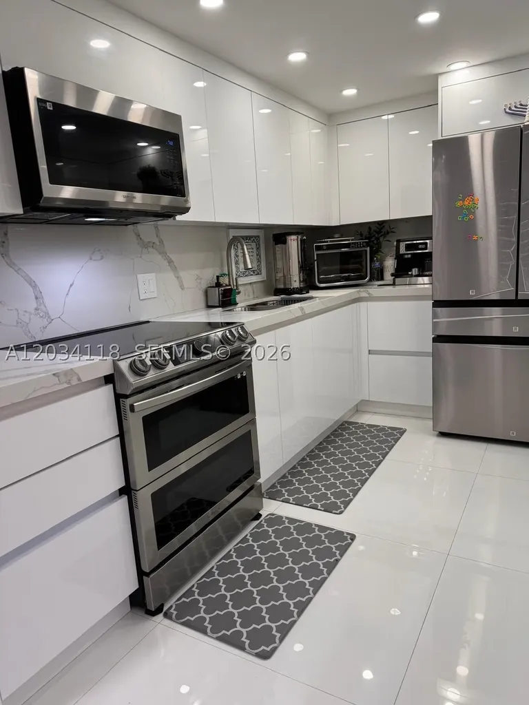 3800 S Ocean Drive Hollywood FL 33019