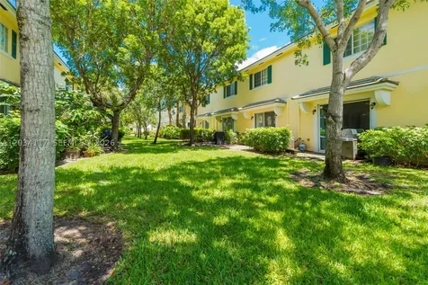 7782 Paddock Place Davie FL 33328