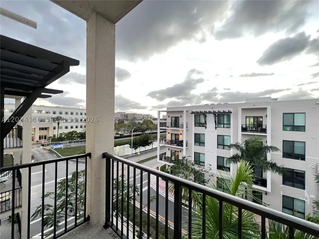 8265 NW 41st Street Doral FL 33166