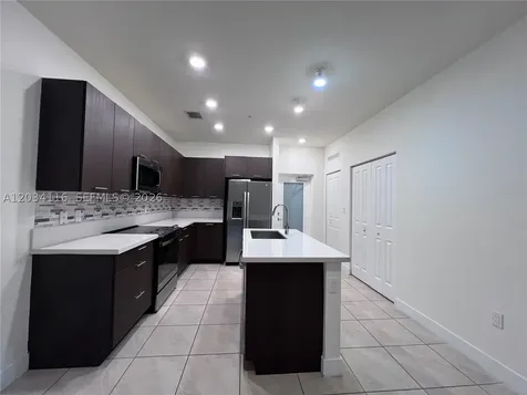 8265 NW 41st Street Doral FL 33166