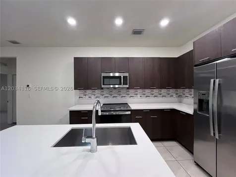 8265 NW 41st Street Doral FL 33166