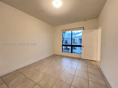 8265 NW 41st Street Doral FL 33166