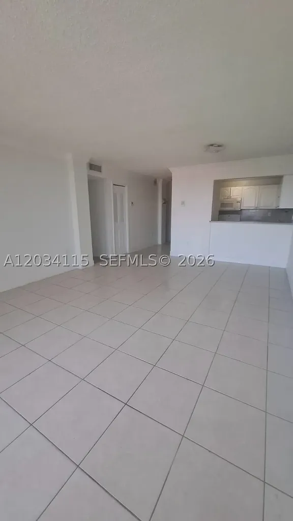 6940 Miami Gardens Drive Hialeah FL 33015