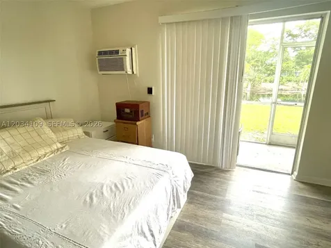 236 Durham F Deerfield Beach FL 33442