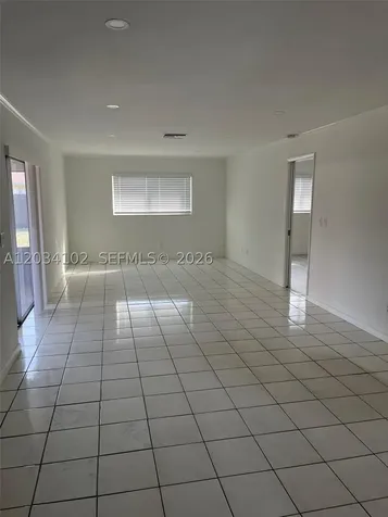 1402 SE 34th Street Cape Coral FL 33904
