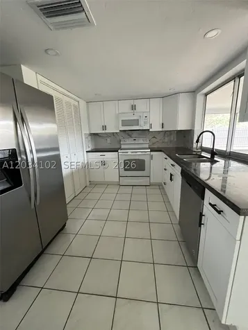 1402 SE 34th Street Cape Coral FL 33904