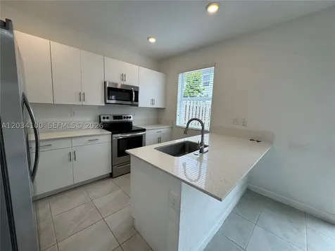2609 SE 11th Street Homestead FL 33035