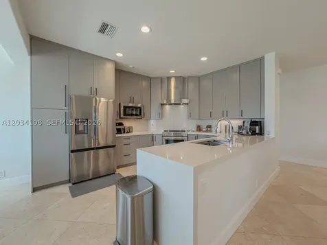 2574 Jardin Way Weston FL 33327