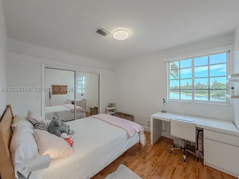 2574 Jardin Way Weston FL 33327